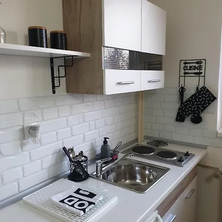 Apartman Park Jagodina-Studio U Centru Grada Free Parking Exterior photo