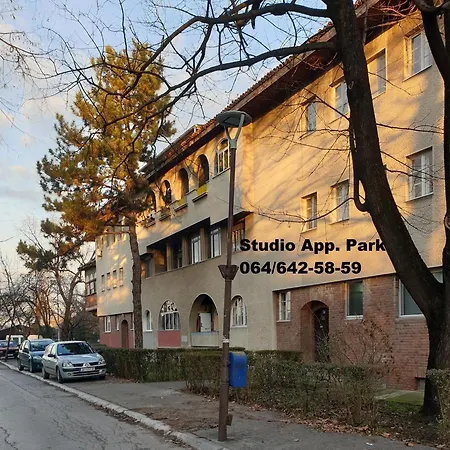Apartman Park Jagodina-Studio U Centru Grada Free Parking Exterior photo